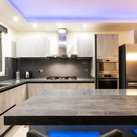 Lejlighed Luxury In Close To Sliema 3 Bedroom Sleep 8 Gzira