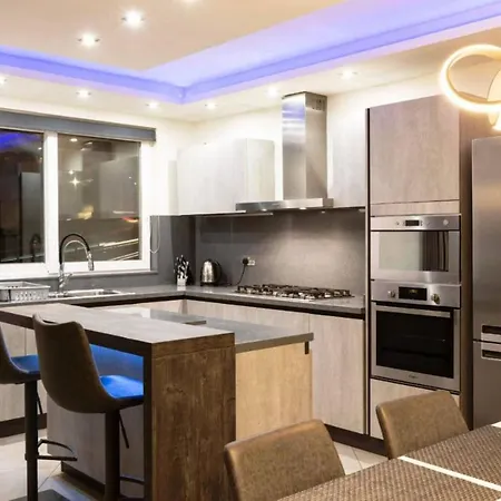 Luxury In Close To Sliema 3 Bedroom Sleep 8 * Gzira